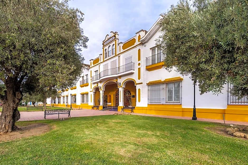 GINVA - Apartahotel El Rocio-Doñana