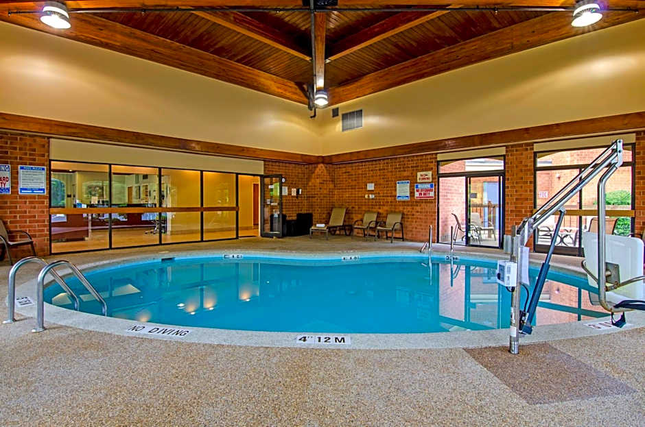 Best Western Staunton Inn