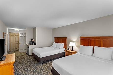 2 Queen Beds, Nonsmoking, Accessible