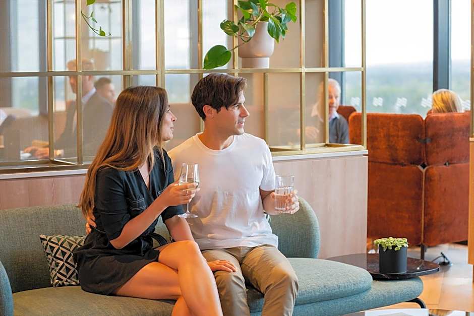 Crowne Plaza Adelaide By IHG