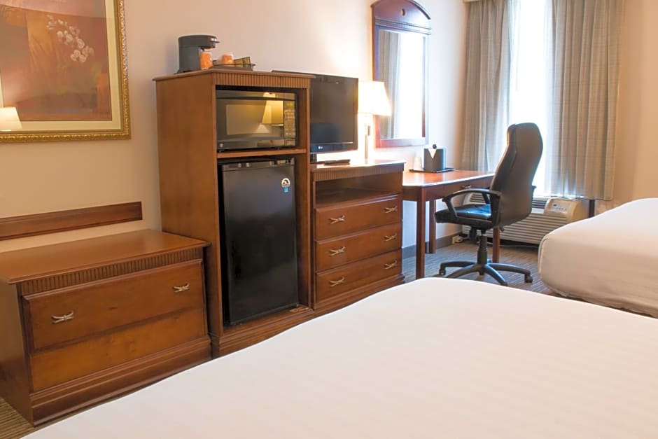 Greenstay Hotel And Suites