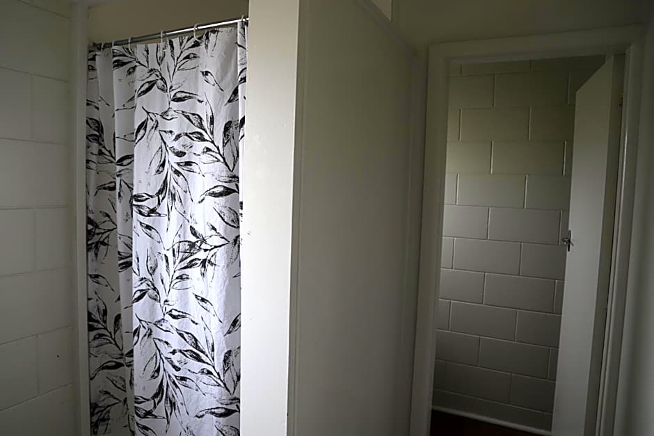 Sierra Beachfront Motel