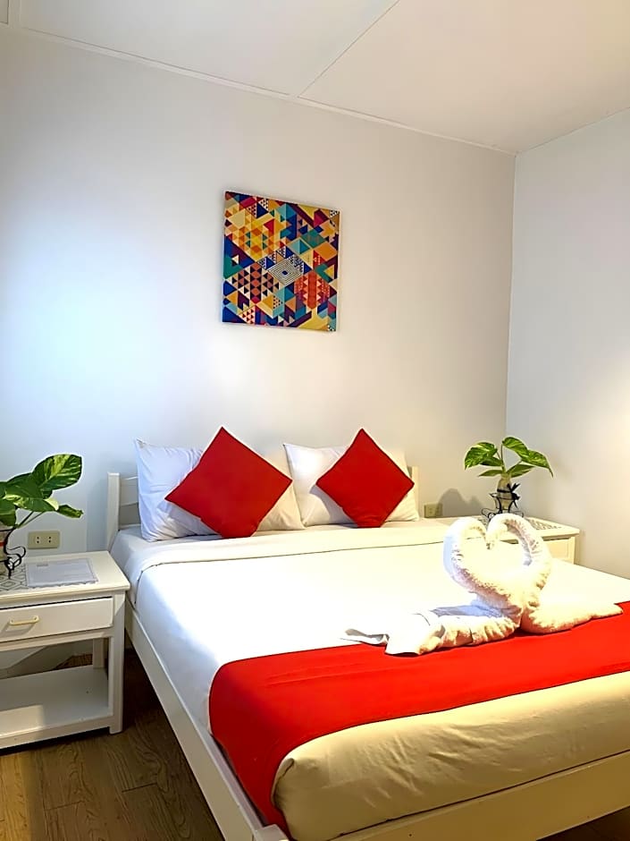 OYO 150 Davao Airport View Hotel