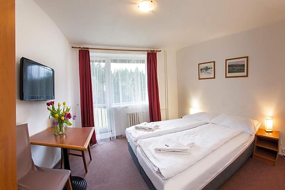 Hotel Harrachov Inn
