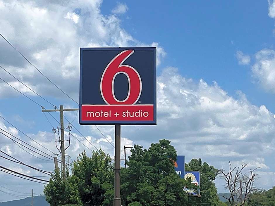 Studio 6 Huntsville, AL University Drive