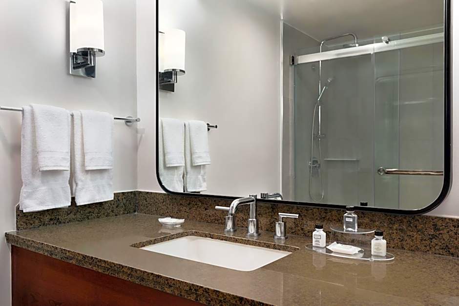 Crowne Plaza College Park - Washington DC By IHG