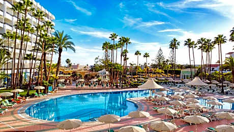 BULL Eugenia Victoria & SPA