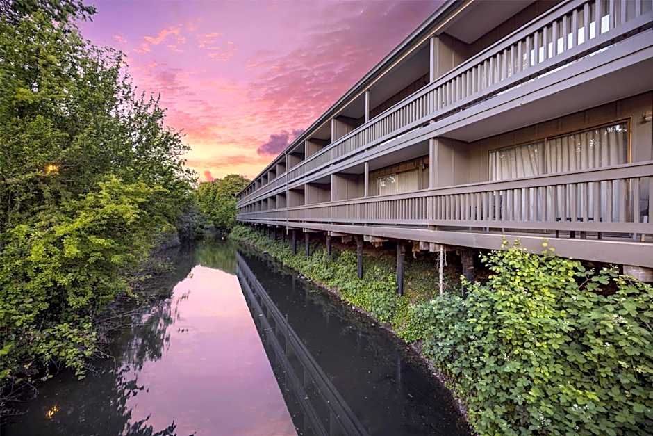 Best Western New Oregon Motel