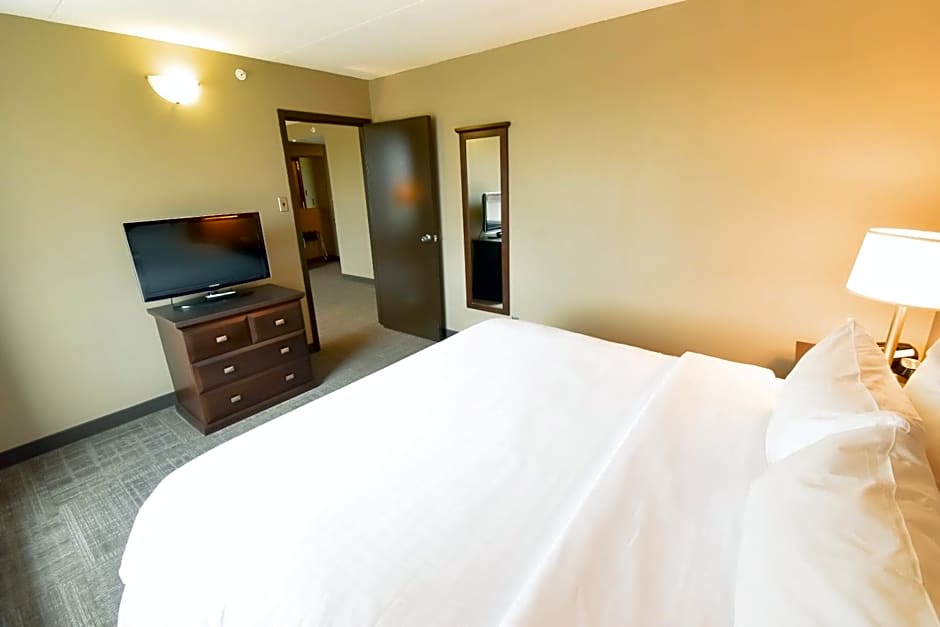 CANAD INNS DESTINATION CENTRE TRANSCONA