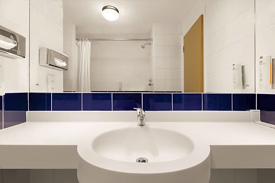 Days Inn by Wyndham Leicester Forest East M1