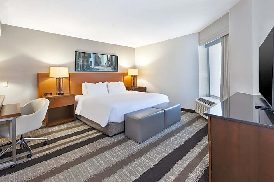 Crowne Plaza Dulles Airport By IHG