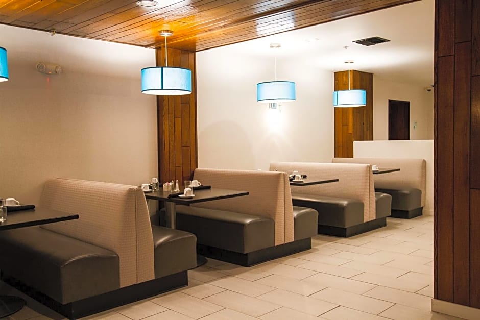 Holiday Inn Victorville By IHG