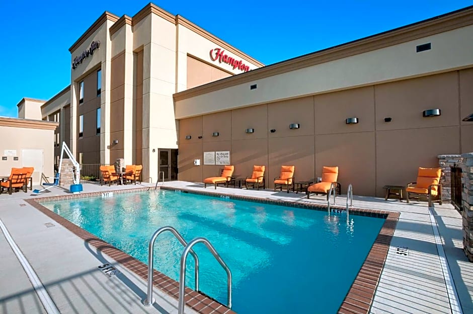 Hampton Inn By Hilton Magnolia