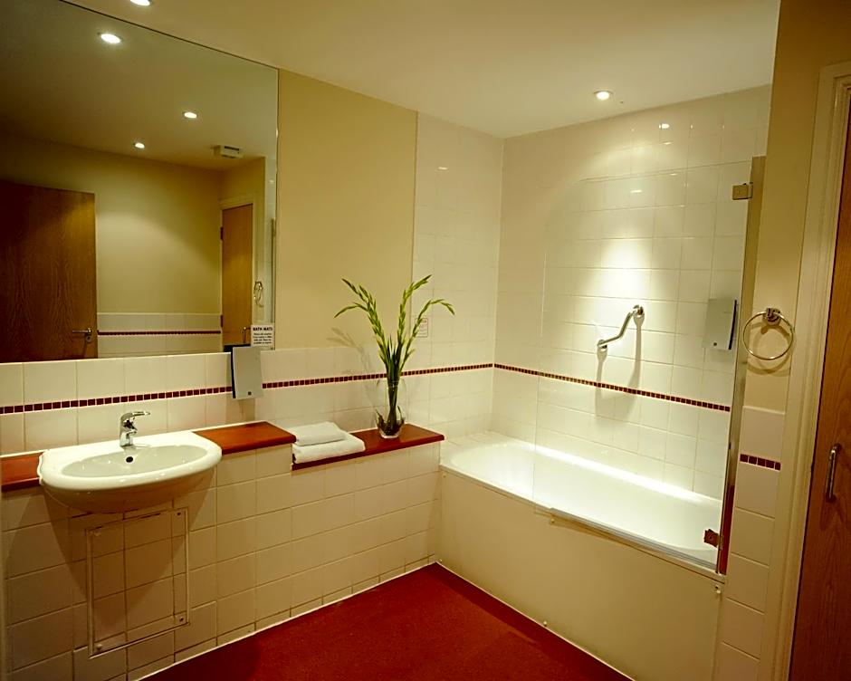 PREMIER SUITES Bristol Redcliffe