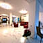 MoMo Seaview Hotel