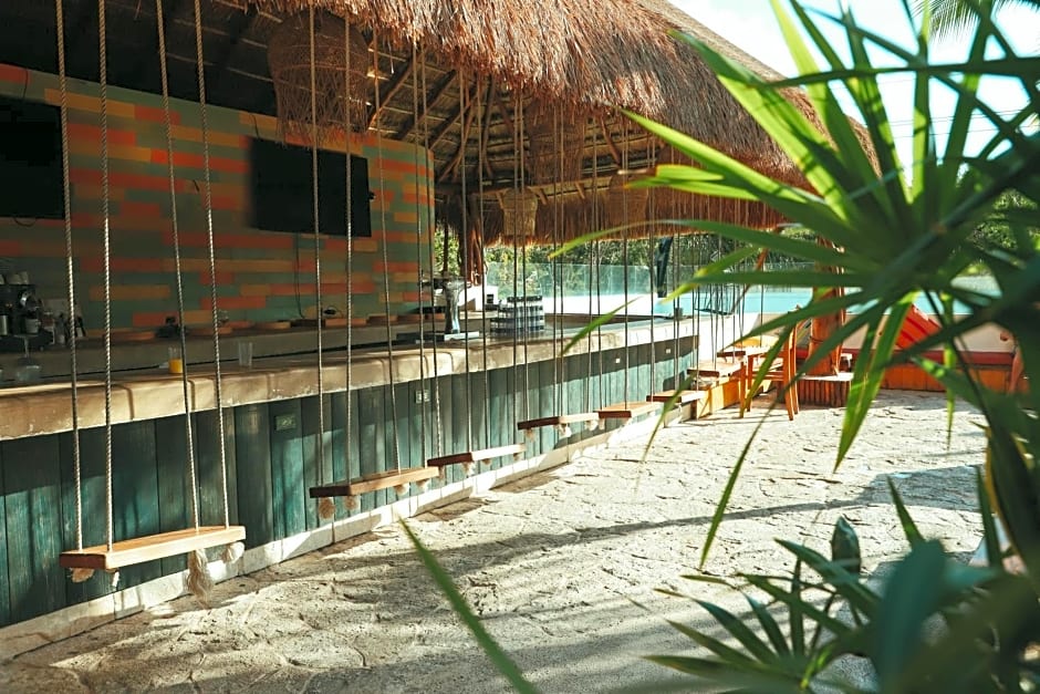 Mayan Monkey Hotel & Hostel Tulum