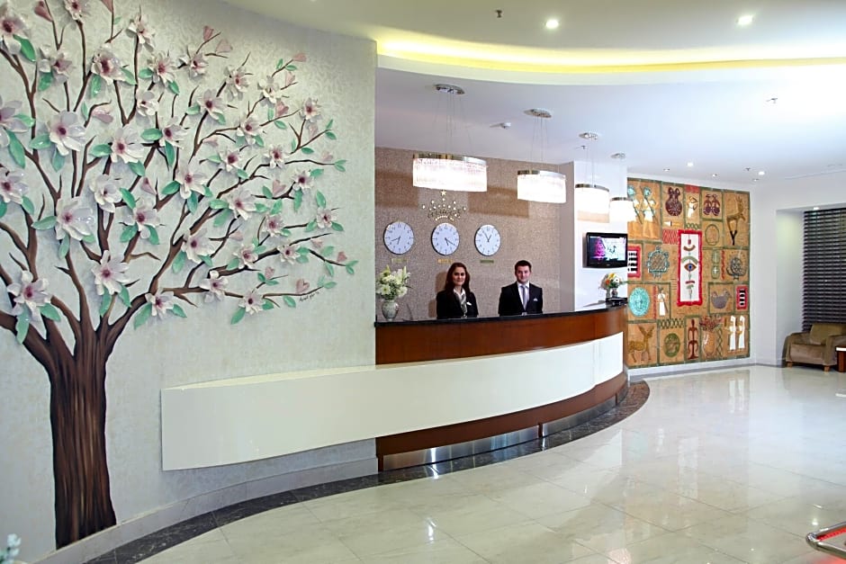 Hotel Senbayrak City