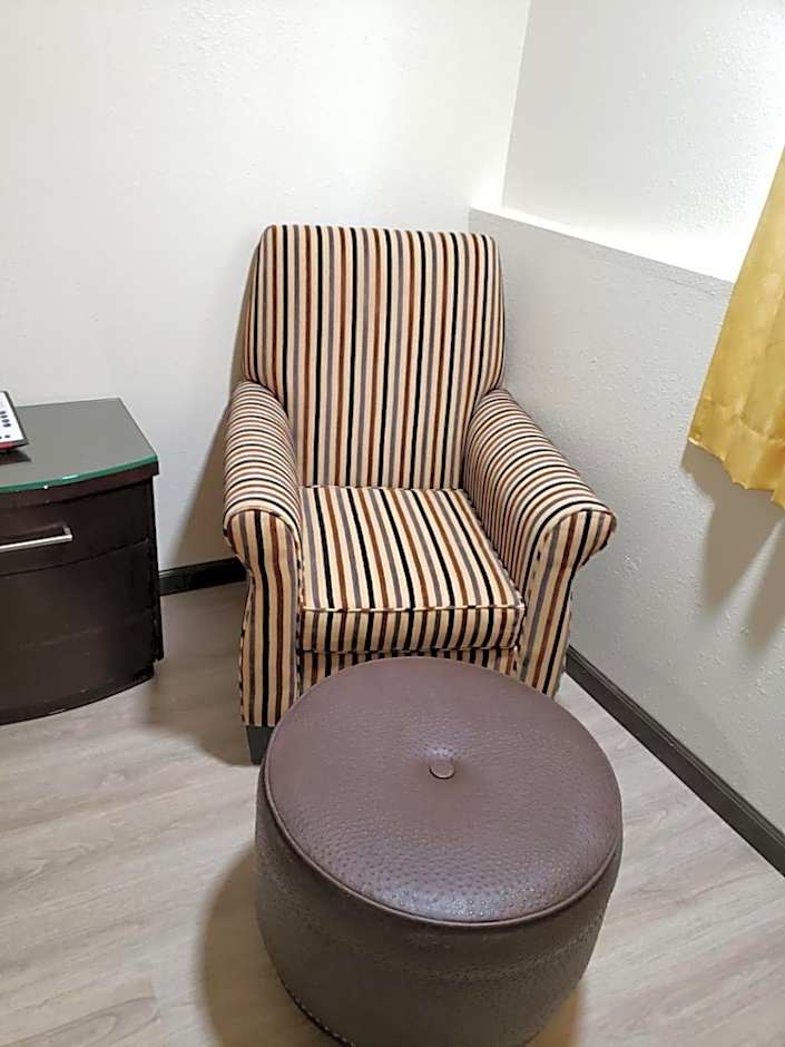 Value Inn & Suites Salina