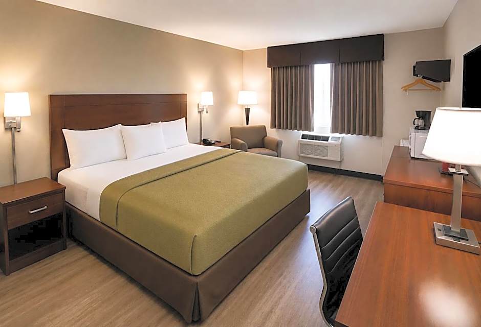 Econo Lodge Cartersville-Emerson Lake Point