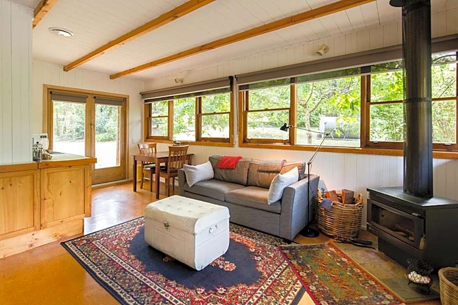 Braeside Mount Macedon Country Retreat Bed and Breakfast