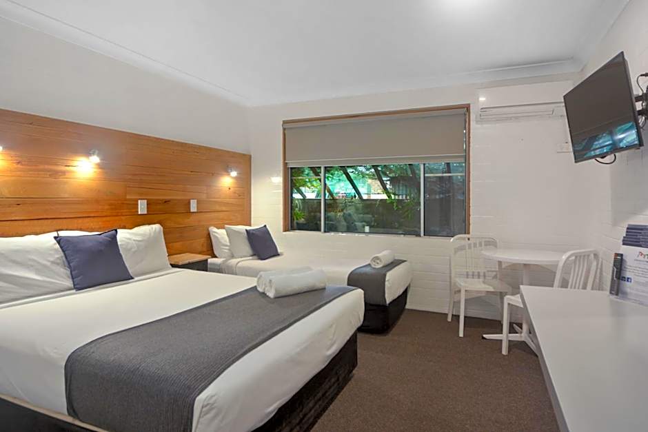 Pleasant Way River Lodge