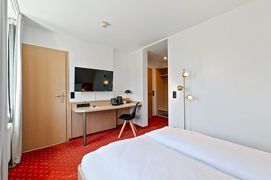 Steiners Hotel Airport-Messe in Birkach