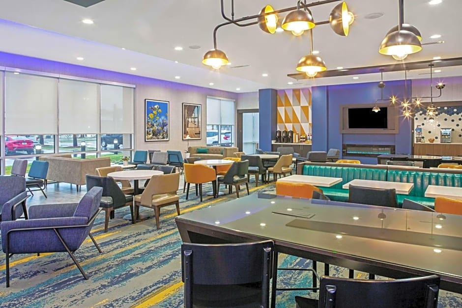 La Quinta Inn & Suites by Wyndham Miramar Beach-Destin