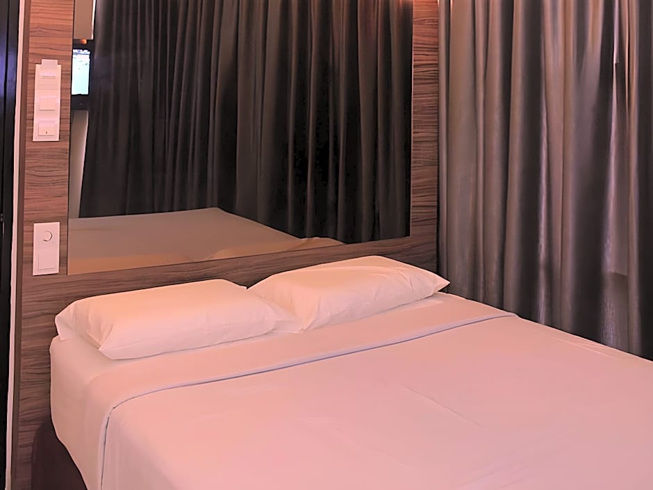 Dream Hotel