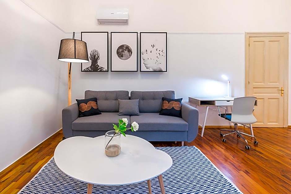 Mavrogenous - The Mansion