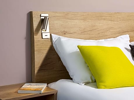 Standard Sea-View Room with Balcony, 2 single beds
