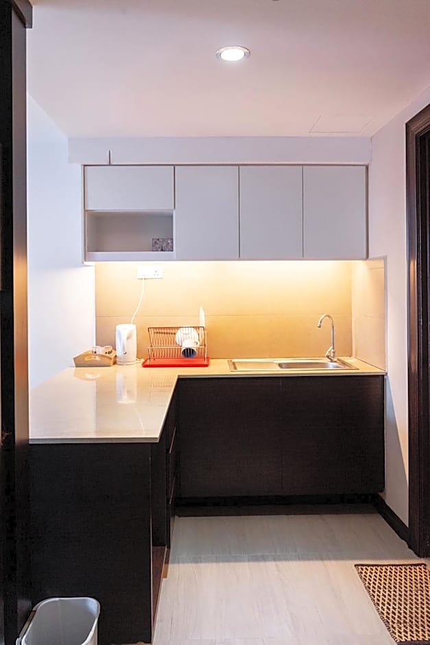 Classy Studio Apartment (KBCP)