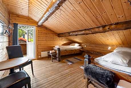 Family Cabin with 4 Bedrooms