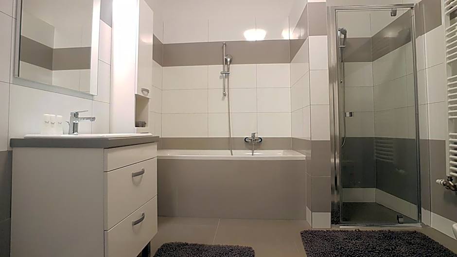 Piacsek Apartmanház