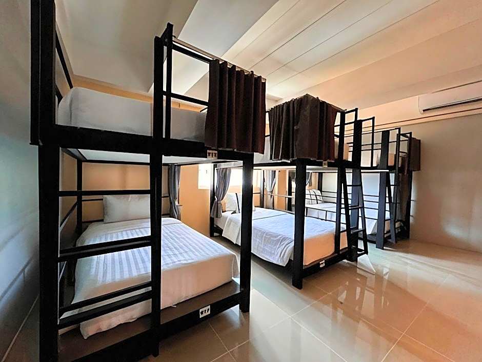 Bell Lifestyle Hostel Phuket