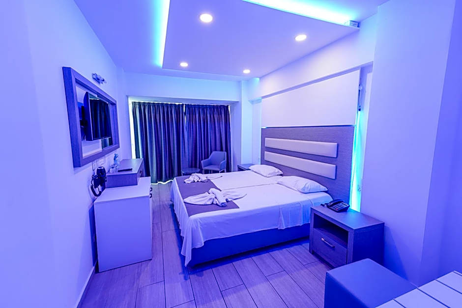 Captain Pier Hotel