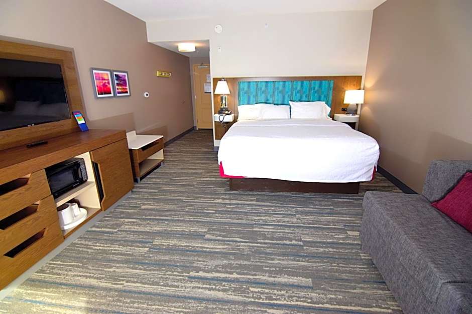 Hampton Inn By Hilton Leesburg