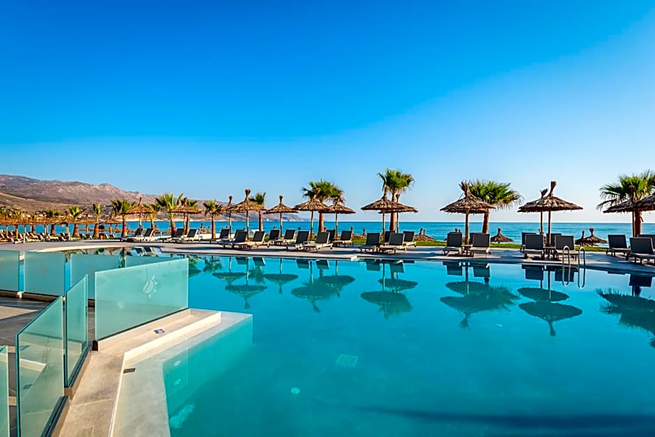 Solimar White Pearl - Adults Only