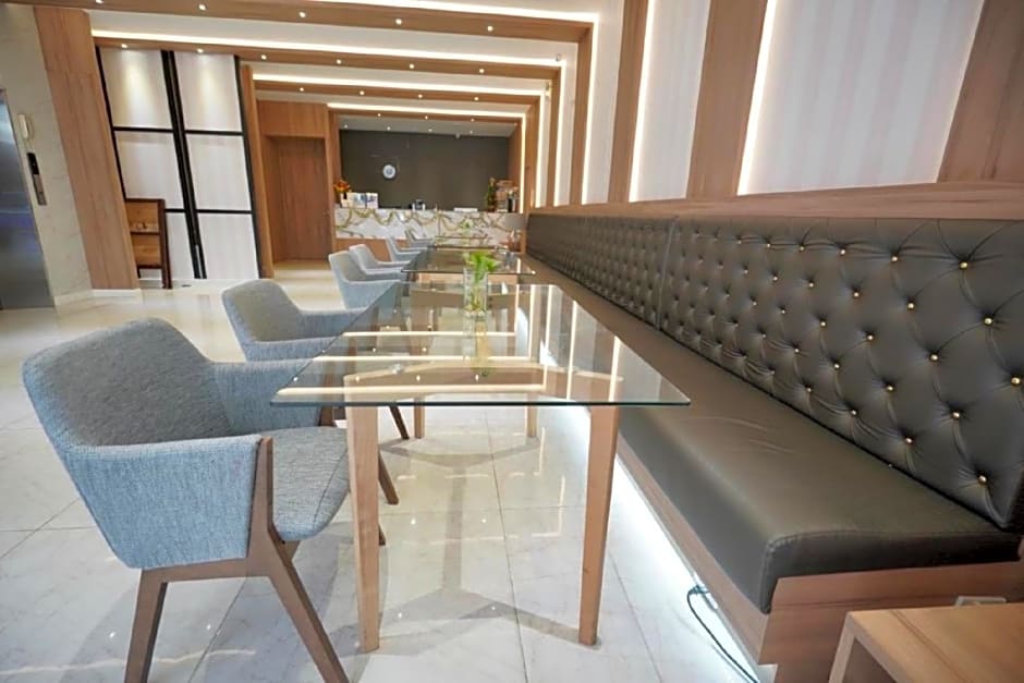 Sunseasand Hotel (Patong)