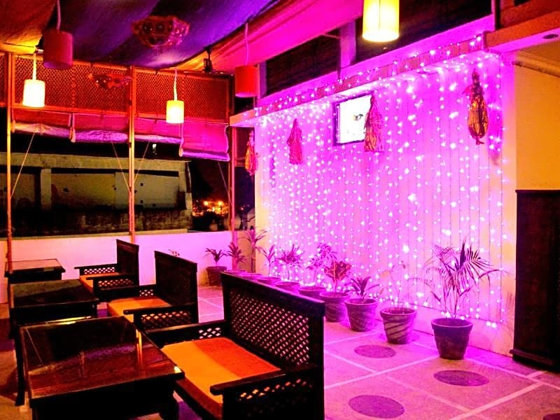 La Casa Hotel