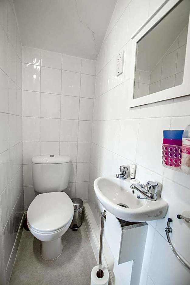 Elim Bank Guest House