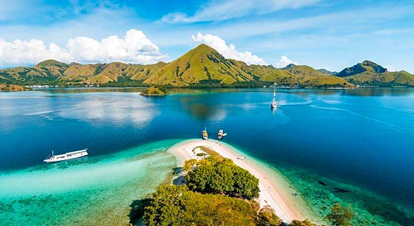 Meruorah Komodo Labuan Bajo