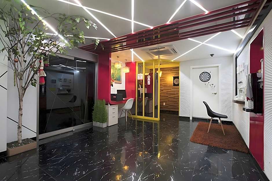 Sasang Max Motel