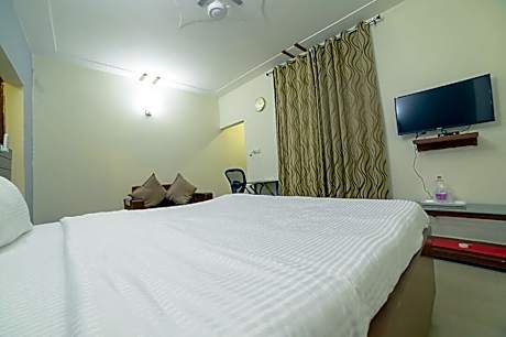 Premium Single Room