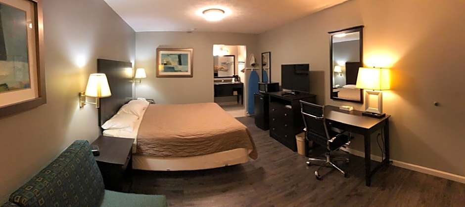 Deerfield Inn and Suites - Fairview