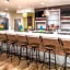 Holiday Inn and Suites Dallas-Addison By IHG