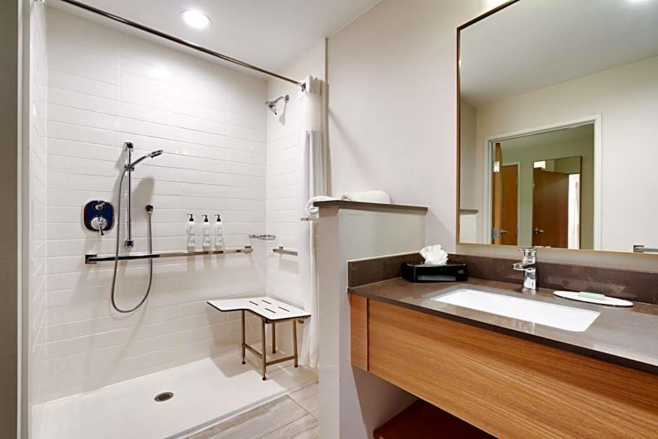 Fairfield by Marriott Inn & Suites Houston League City