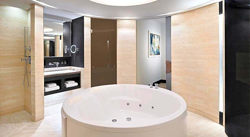 Andaz Capital Gate Abu Dhabi, By Hyatt