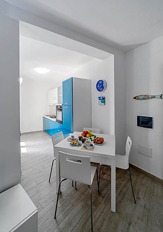 Pgs Immobiliare srls Le Logge 2 Monolocale ben accessoriato a pochi metri da piazza Umberto I La Maddalena