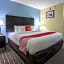 OYO Hotel Knoxville TN Cedar Bluff I-40