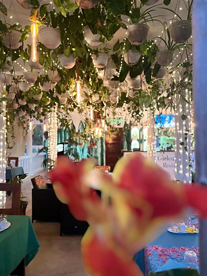 Gadea Boutique Hotel& Gadea Garden Italian Restaurant